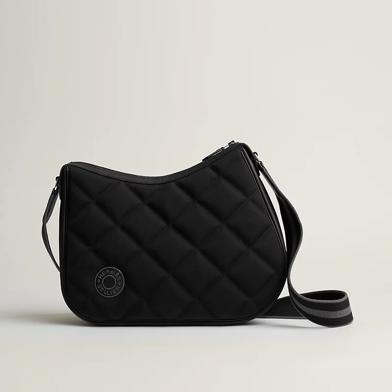 Men's bags and clutches