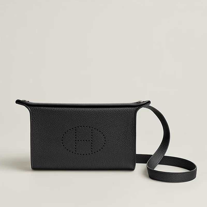 Men's bags and clutches